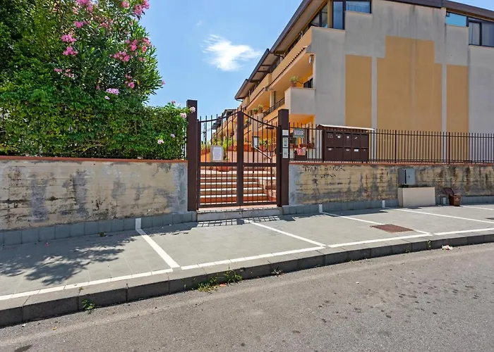 Appartement Guesthost - Bright With Balcony Giardini-Naxos